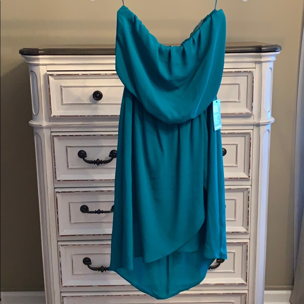 Strapless dress